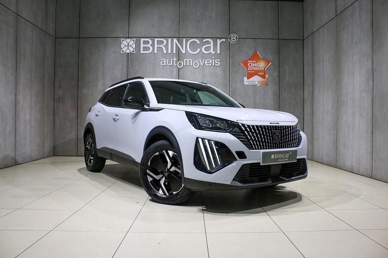 Branco Usado 2024 Peugeot 2008 Allure SUV | € 19.900 (Bom preço) - Imagem 1/4