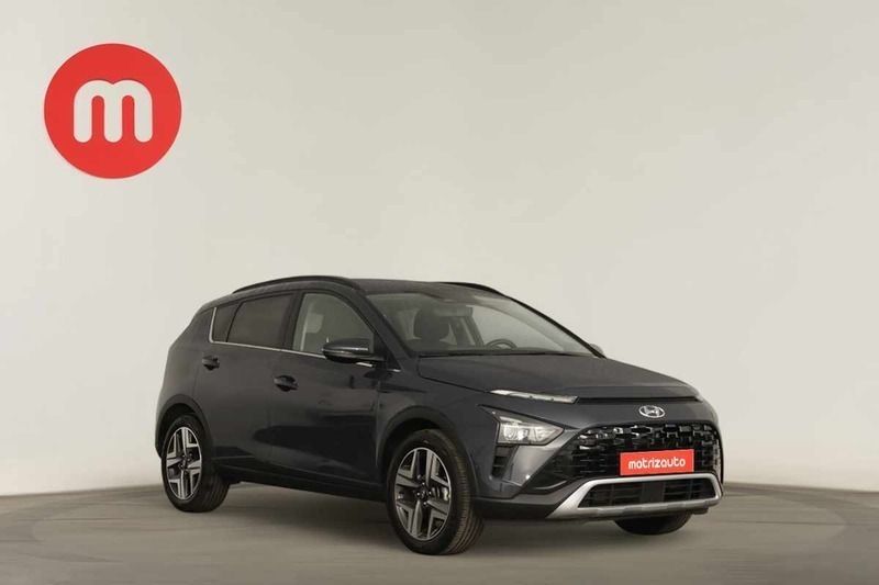 Cinzento Usado 2023 Hyundai Bayon Premium SUV | € 18.999 (Preço justo) - Imagem 1/4