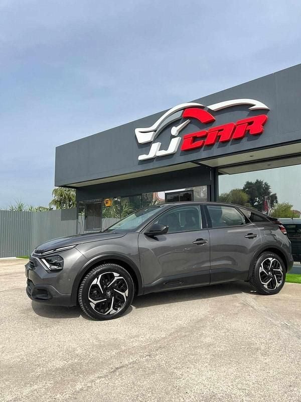 Cinza Usado 2021 Citroën C4 Feel | € 14.850 (Preço justo) - Imagem 1/4