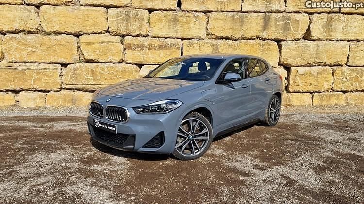 Cinza Usado 2021 BMW X2 SUV | € 31.000 - Imagem 1/1