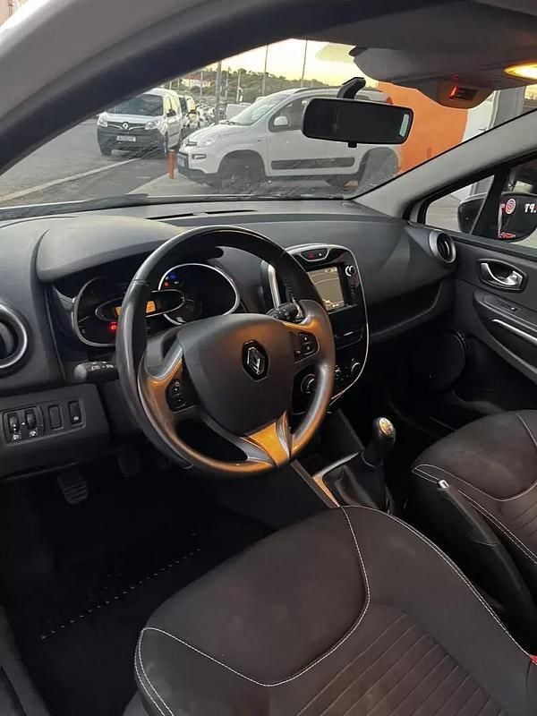 Usado Renault Clio GrandTour LIMITED 90 HP (66 kW) 2016 Branco Carrinha