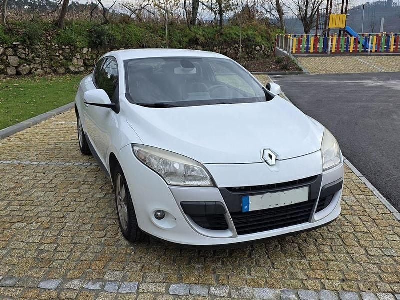 Usado 2010 Renault Mégane III Coupé | € 5.250 (Bom preço) - Imagem 1/4