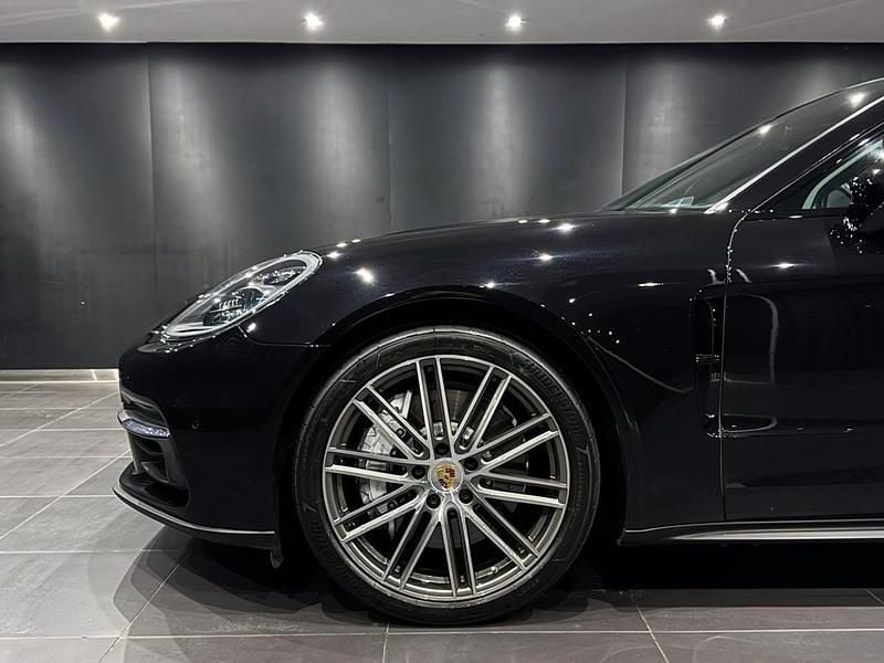 Usado Porsche Panamera 462 HP (339 kW) 2017 Preto Sedan