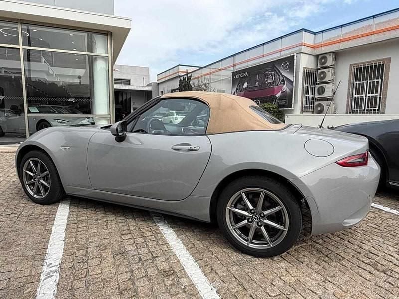 Usado Mazda MX5 Kazari 132 HP (97 kW) 2025 Cinza Cabrios