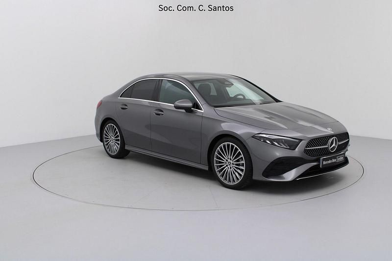 Usado Mercedes A180 AMG 116 HP (85 kW) 2025 Cinza Sedan
