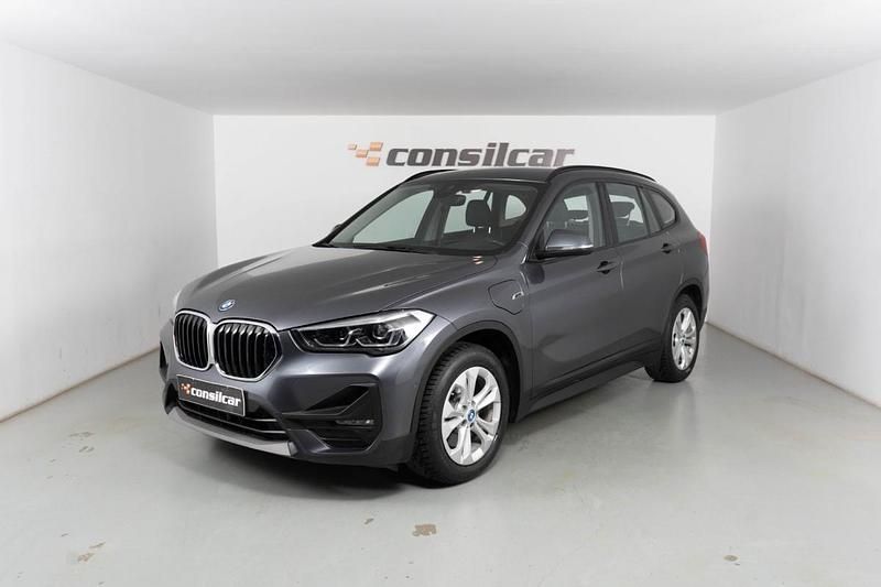 Cinza Usado 2022 BMW X1 SUV | € 26.890 (Preço justo) - Imagem 1/4