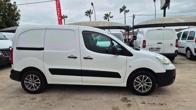 Usado Citroën Berlingo 75 HP (55 kW) 2010 Branco Monovolume