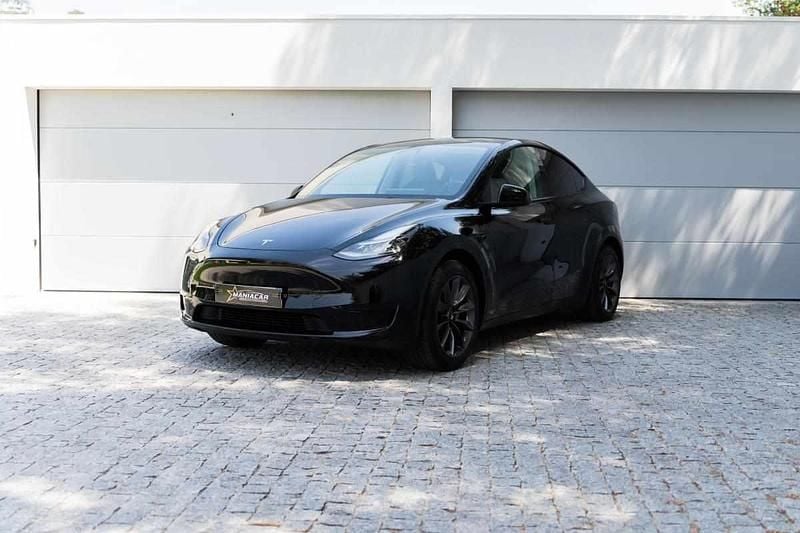 Preto Usado 2023 Tesla Model Y SUV | € 31.900 - Imagem 1/4