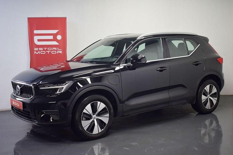 Preto Usado 2022 Volvo XC40 Inscription SUV | € 30.500 - Imagem 1/4