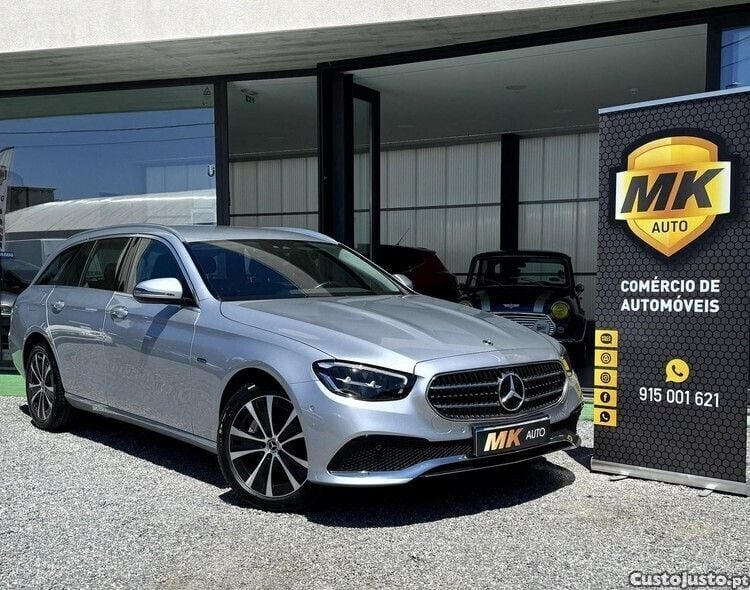 Cinza Usado 2021 Mercedes E300 Avantgarde Carrinha | € 29.990 (Preço justo) - Imagem 1/1