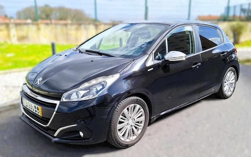 Usado Peugeot 208 82 HP (60 kW) 2017 Preto Citadino