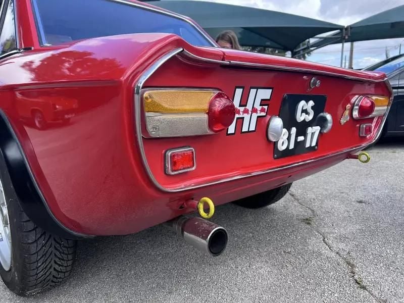 Usado Lancia Fulvia 90 HP (66 kW) 1972 Vermelho Coupé