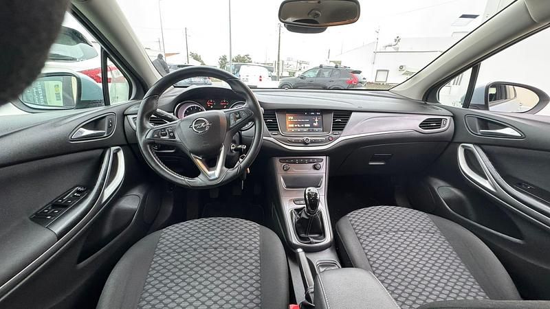 Usado Opel Astra Dynamic 105 HP (77 kW) 2017 Azul