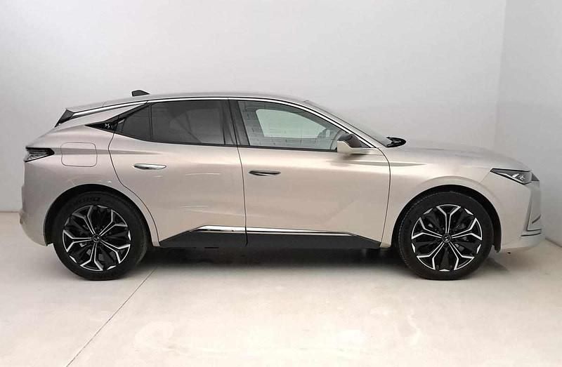 Usado DS Automobiles DS4 136 HP (100 kW) 2025 Cinzento SUV