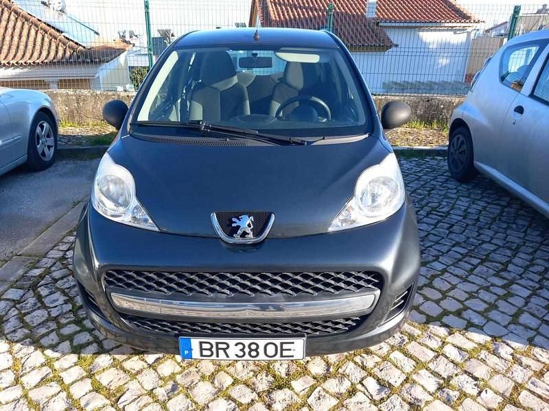 Cinzento Usado 2010 Peugeot 107 Citadino | € 3.500 (Super Preço) - Imagem 1/4