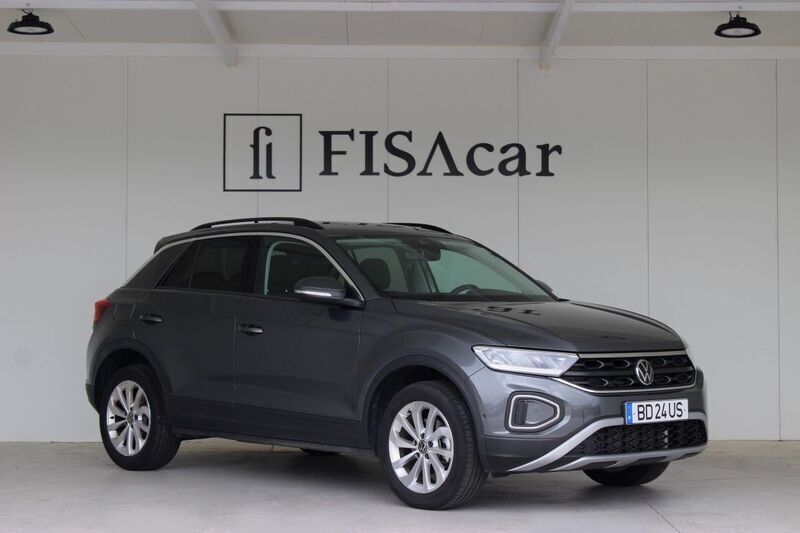 Cinza Usado 2023 VW T-Roc Life SUV | € 29.500 (Preço justo) - Imagem 1/4