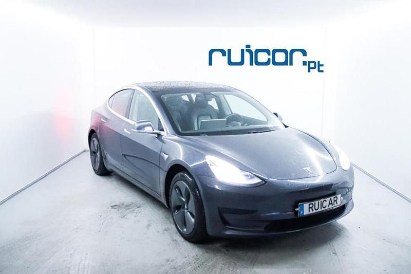 Usado Tesla Model 3 175 kW (238 HP) 2020 Cinzento Sedan