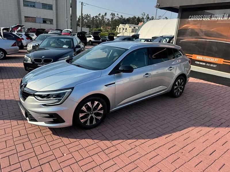 Usado Renault Mégane IV LIMITED 115 HP (84 kW) 2022 Cinza Carrinha