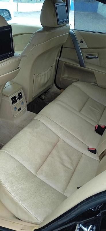 Usado BMW 520 163 HP (119 kW) 2006 Preto Sedan