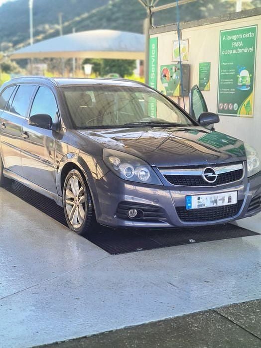 Usado 2005 Opel Vectra Carrinha | € 3.540 - Imagem 1/4