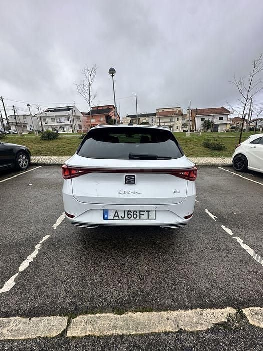 Usado Seat Leon FR 150 HP (110 kW) 2021