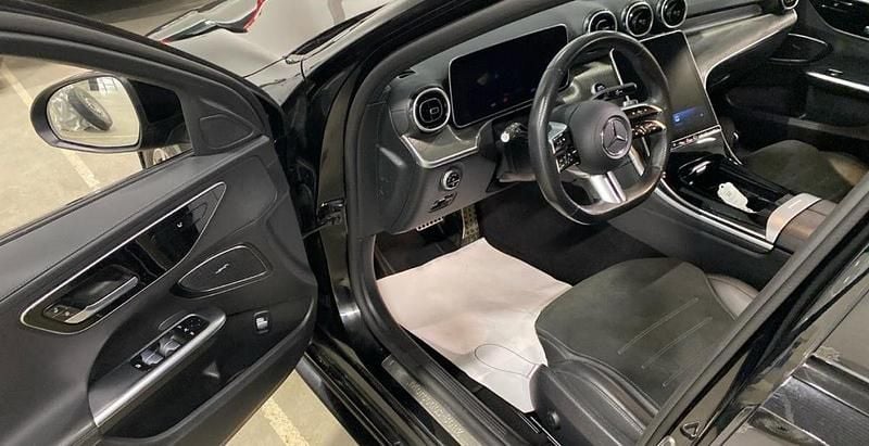 Usado Mercedes C300 AMG line 313 HP (230 kW) 2023 Preto Carrinha