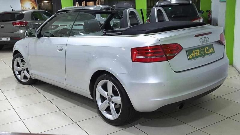 Usado Audi A3 Cabriolet 105 HP (77 kW) 2010 Cinzento Cabrios