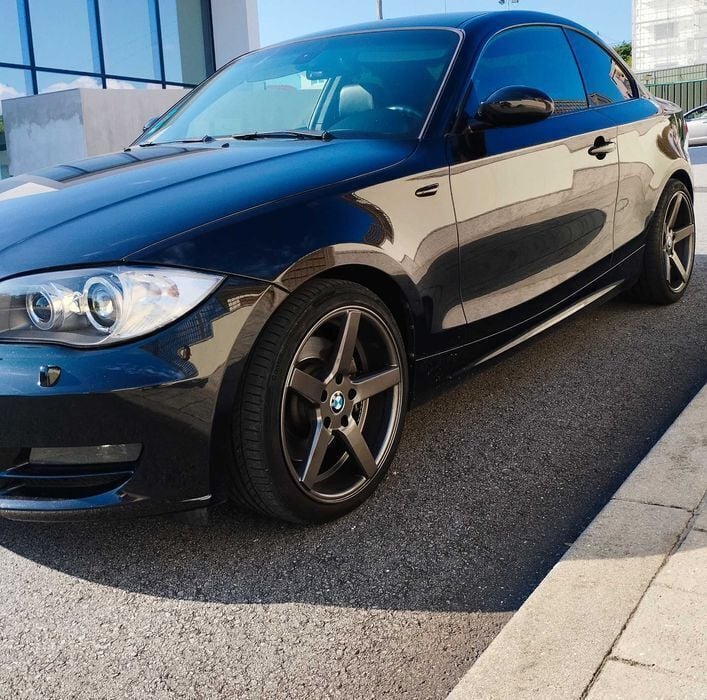 Preto Usado 2008 BMW 123 Citadino | € 13.900 (Preço justo) - Imagem 1/4