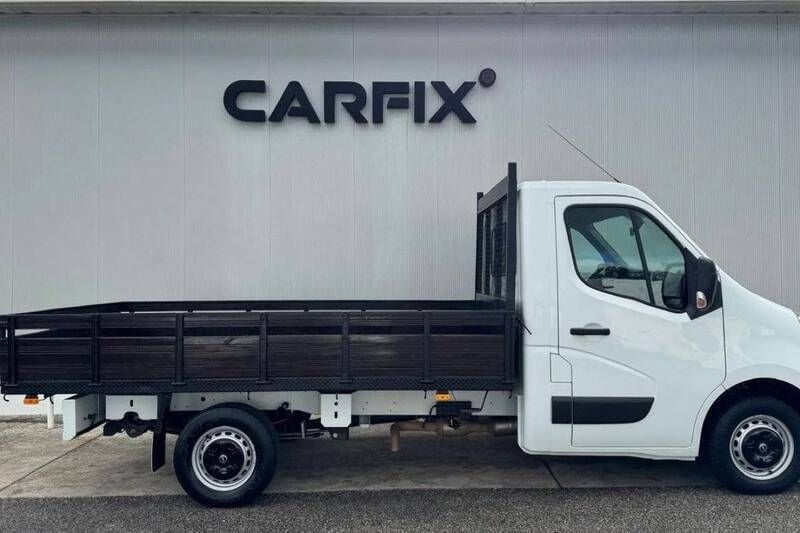 Usado Opel Movano 130 HP (95 kW) 2017 Branco Van