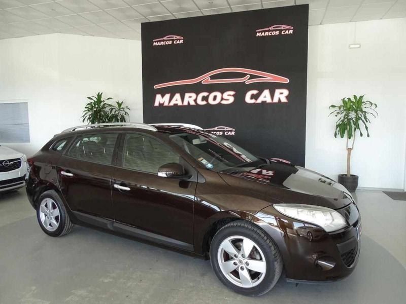 Outra Usado 2011 Renault Mégane III Carrinha | € 9.900 (Caro) - Imagem 1/4