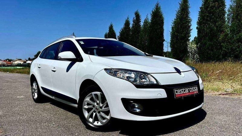 Branco Usado 2013 Renault Mégane GrandTour Dynamique Carrinha | € 9.750 (Preço justo) - Imagem 1/4