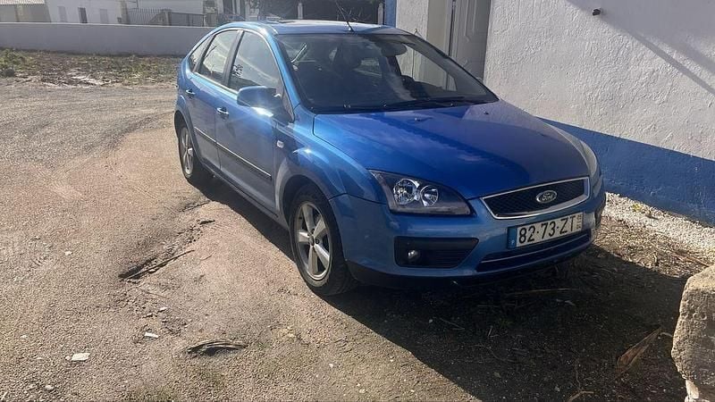 Usado 2005 Ford Focus Sedan | € 2.950 (Preço justo) - Imagem 1/4