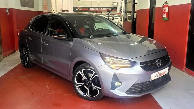 Cinzento Usado 2021 Opel Corsa GS Line Citadino | € 14.900 (Preço justo) - Imagem 1/4