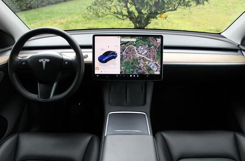 Usado Tesla Model Y 378 kW (514 HP) 2022 Azul SUV