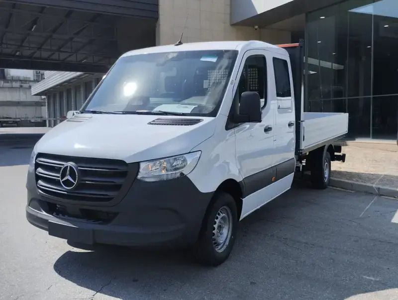 Branco Novo 2025 Mercedes Sprinter Van | € 50.990 (Caro) - Imagem 1/4