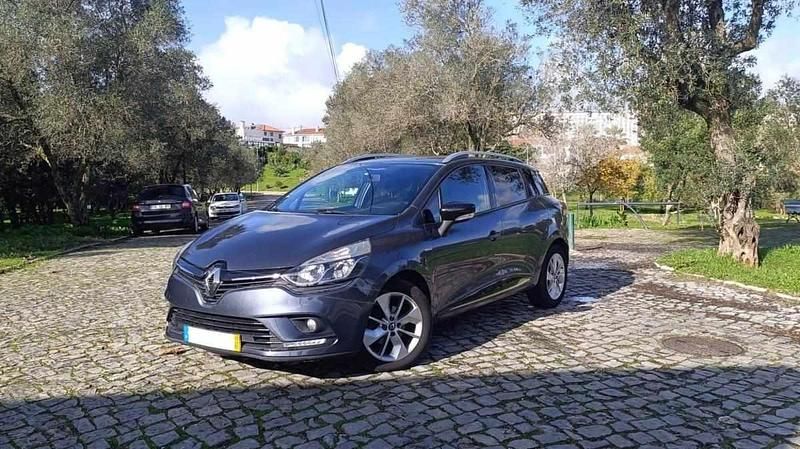 Usado Renault Clio GrandTour 90 HP (66 kW) 2017 Azul Carrinha