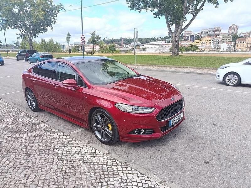 Usado 2017 Ford Mondeo Sedan | € 17.500 - Imagem 1/4