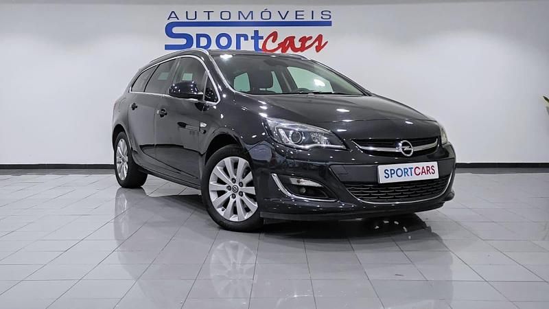 Usado Opel Astra Executive 110 HP (80 kW) 2016 Preto Carrinha