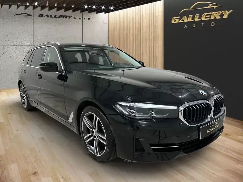 Usado BMW 530e Comfort Edition 292 HP (214 kW) 2021 Preto Carrinha