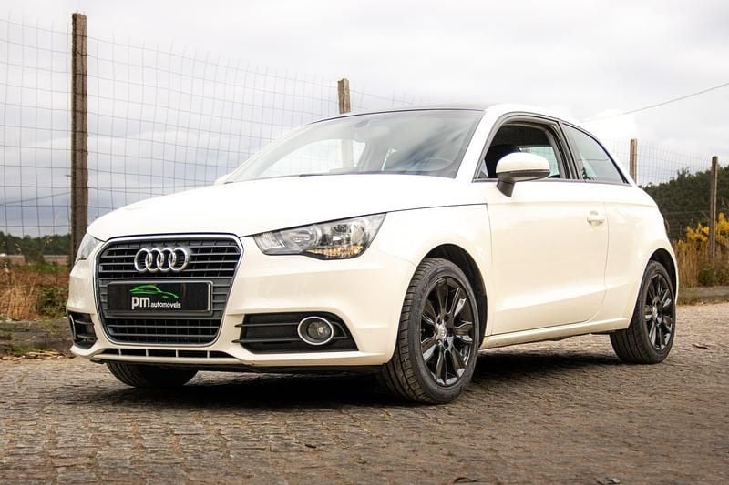 Branco Usado 2014 Audi A1 Sport Citadino | € 11.900 (Preço justo) - Imagem 1/4