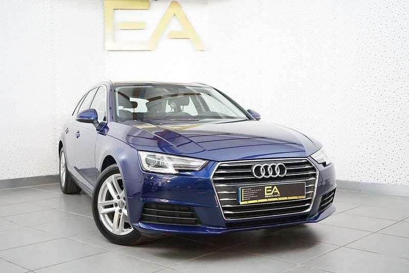 Azul Usado 2018 Audi A4 Carrinha | € 21.980 (Preço justo) - Imagem 1/4
