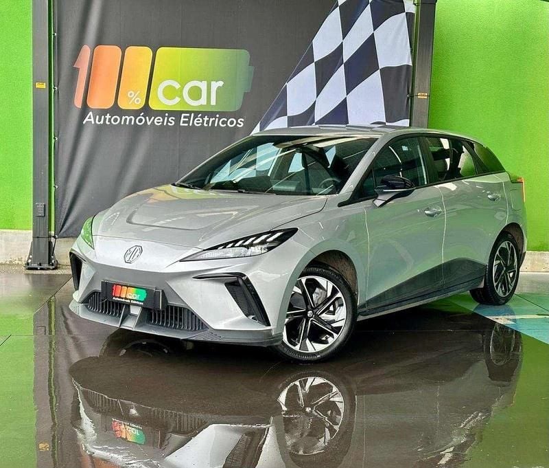 Cinzento Usado 2023 MG MG4 EV Citadino | € 23.500 (Preço justo) - Imagem 1/4