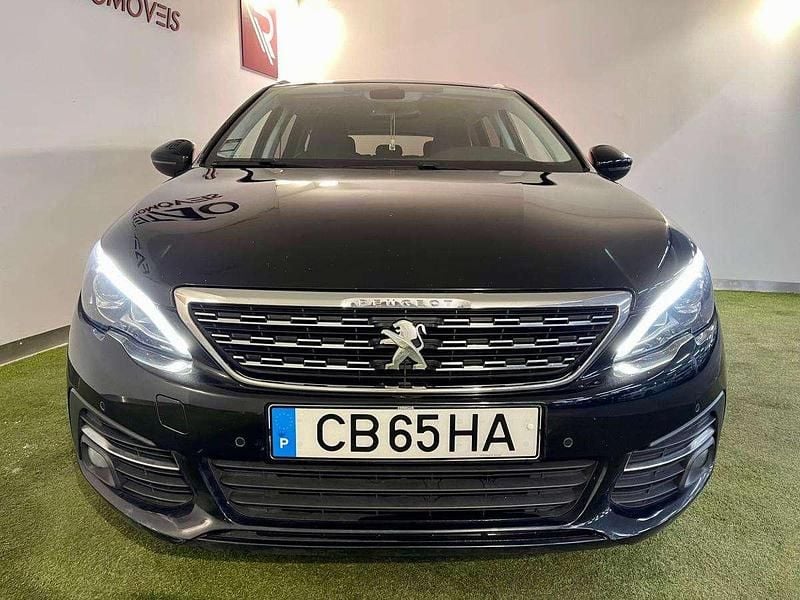 Usado Peugeot 308 SW 130 HP (95 kW) 2019 Preto Carrinha