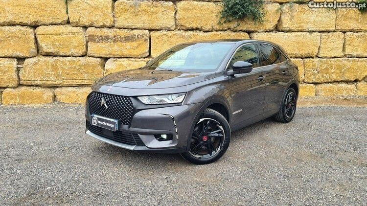 Cinza Usado 2019 DS Automobiles DS7 Crossback Performance SUV | € 25.750 (Preço elevado) - Imagem 1/1