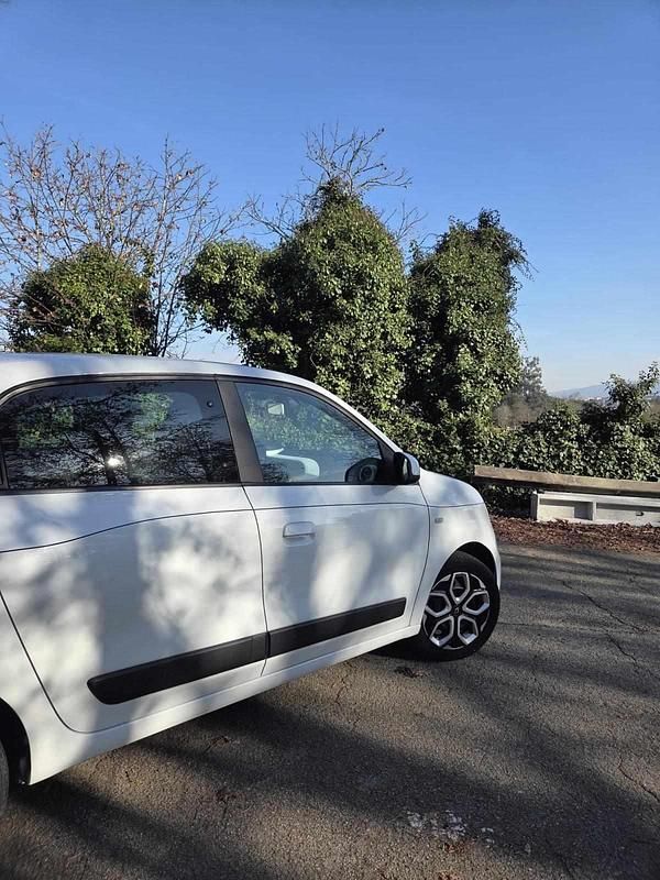 Usado Renault Twingo 93 HP (68 kW) 2020 Branco Citadino