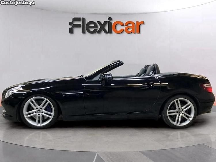 Preto Usado 2015 Mercedes SLK250 Cabrios | € 27.990 - Imagem 1/1