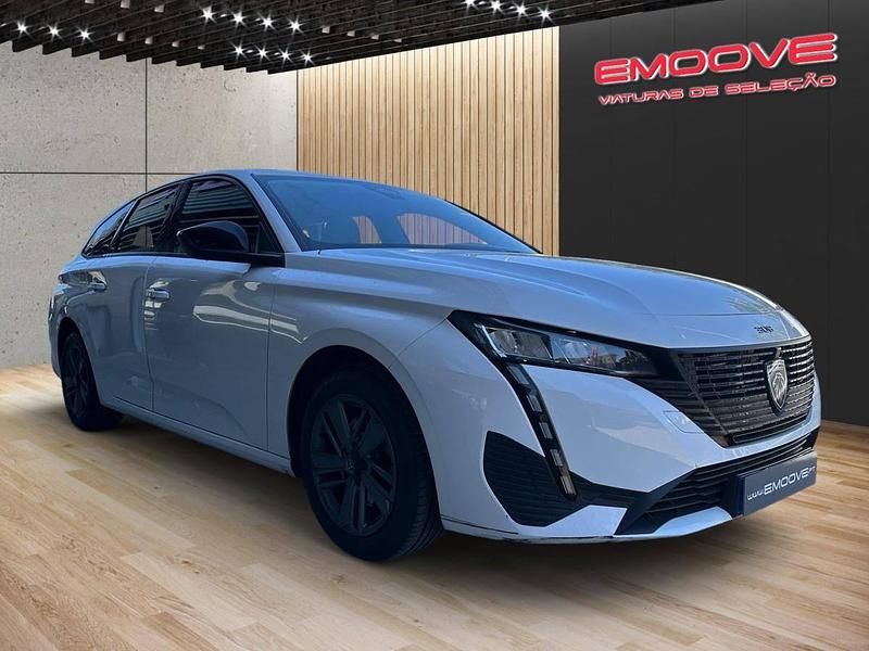 Usado Peugeot 308 Active 130 HP (95 kW) 2023 Branco Carrinha