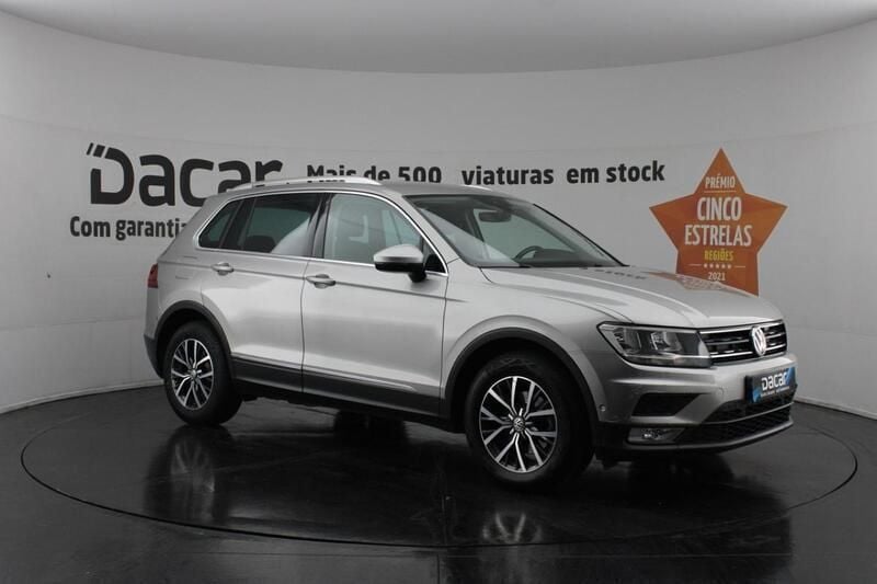 Cinza Usado 2017 VW Tiguan SUV | € 21.899 (Bom preço) - Imagem 1/4