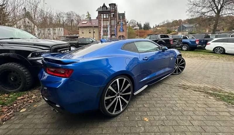 Usado Chevrolet Camaro 453 HP (333 kW) 2018 Azul Coupé