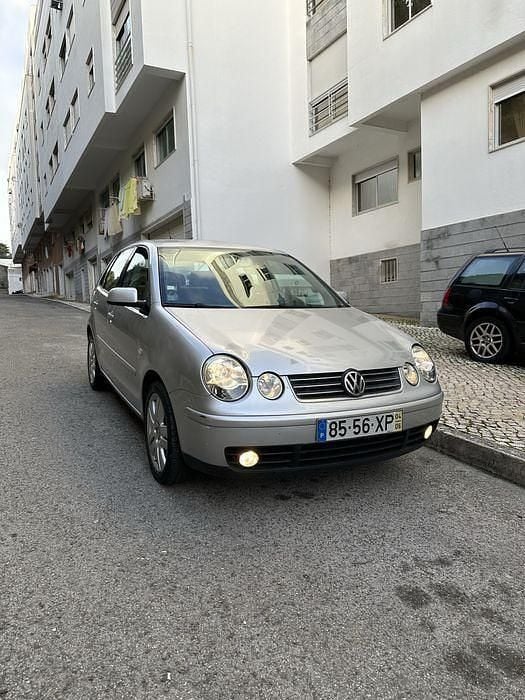 Usado 2004 VW Polo Sedan | € 3.390 (Preço justo) - Imagem 1/4